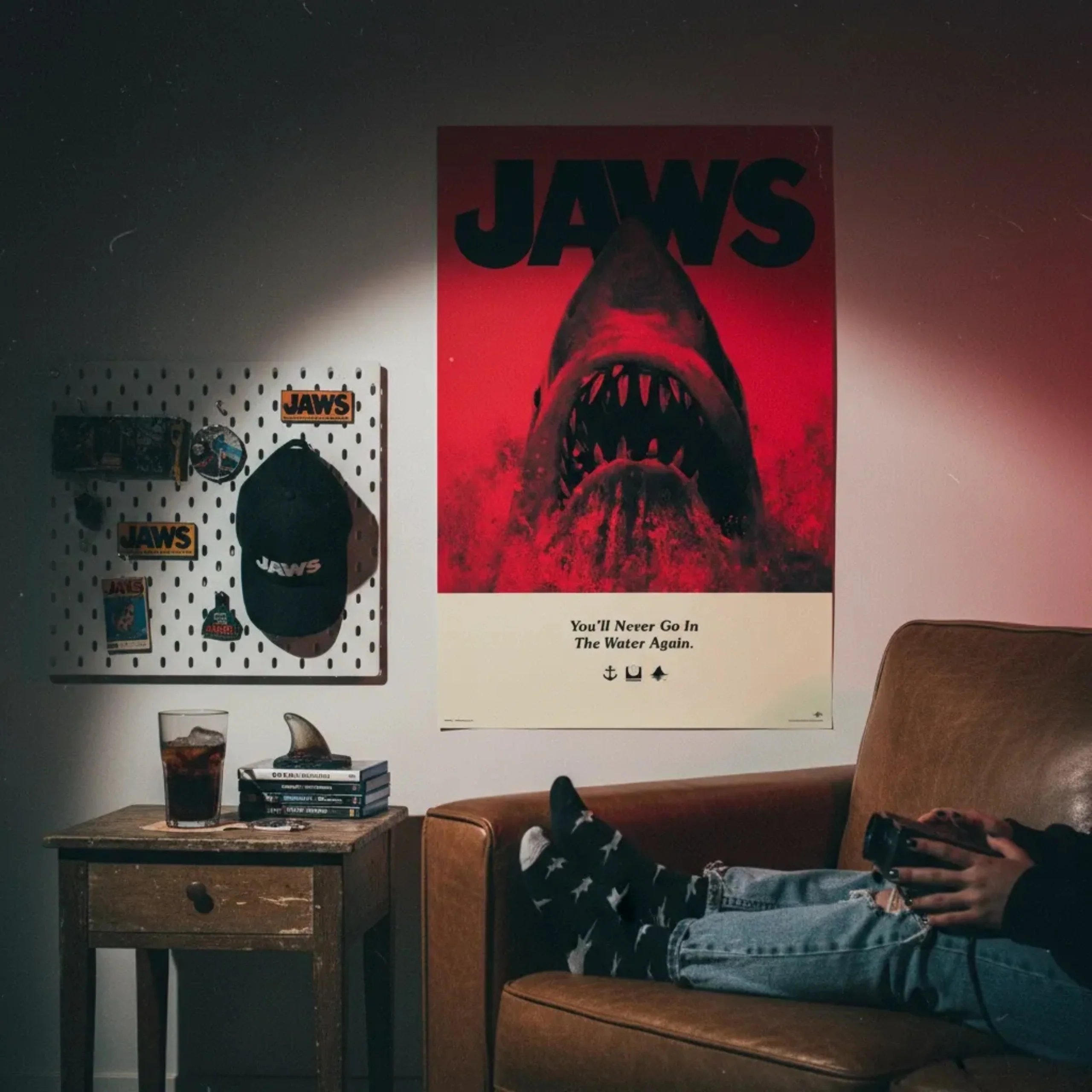 GB Posters Jaws Red 61 x 91.5cm Maxi Poster - Image 2